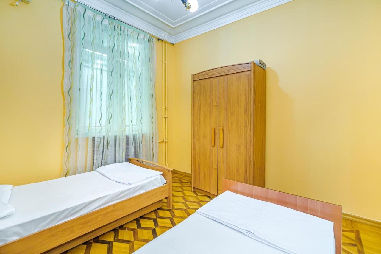 Targovu Nizami Street 4 Room Баку Екстер'єр фото